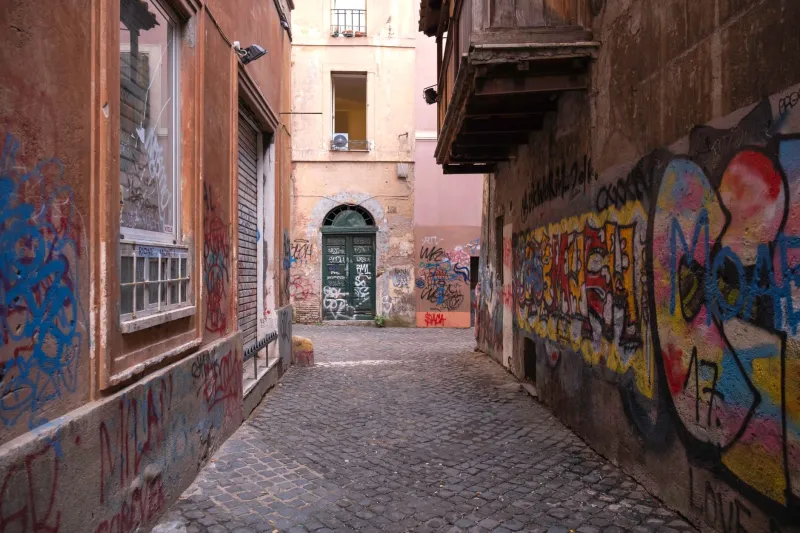 Muri che parlano: come la street art sta restituendo identità ai quartieri italiani